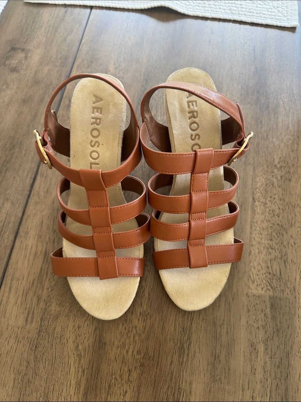 AEROSOLES Tan Multi-Strap Buckle Sandal